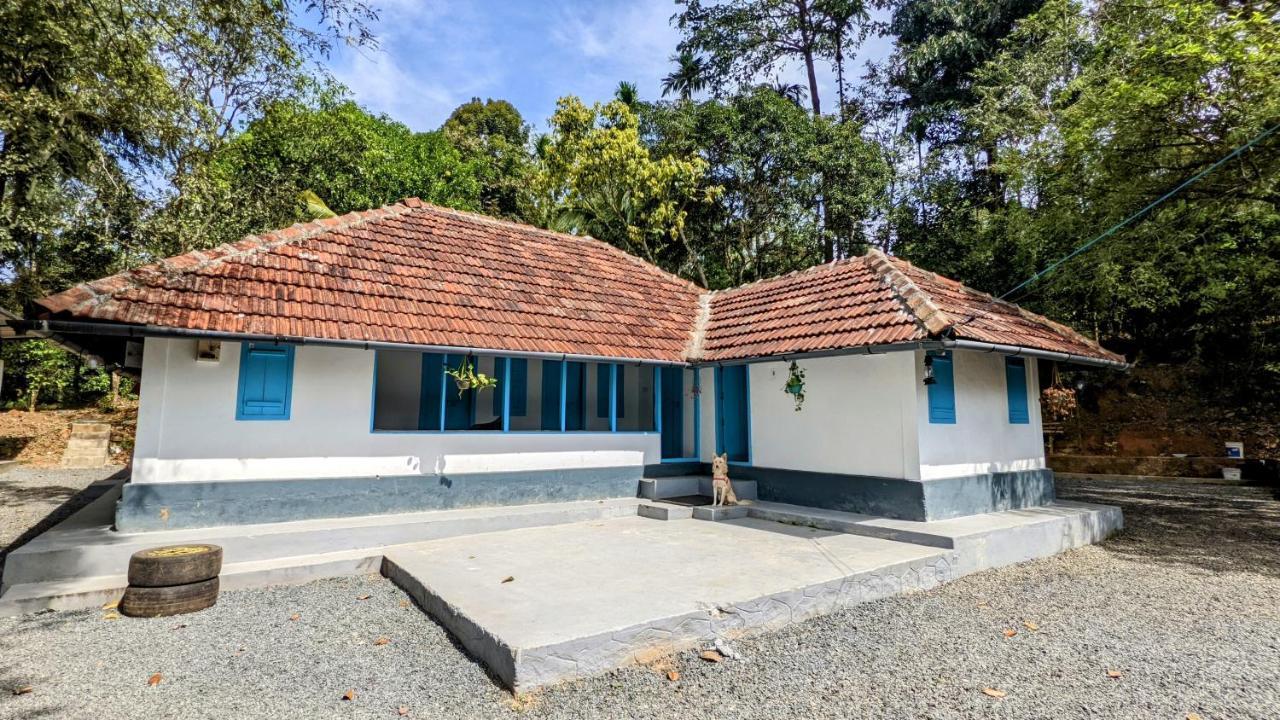 Crossroads Hostel 1957 Kalpetta Esterno foto