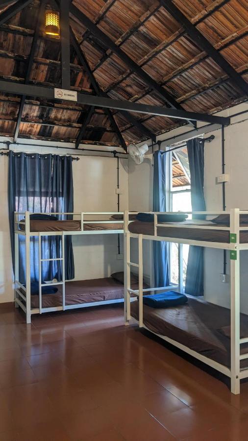 Crossroads Hostel 1957 Kalpetta Esterno foto